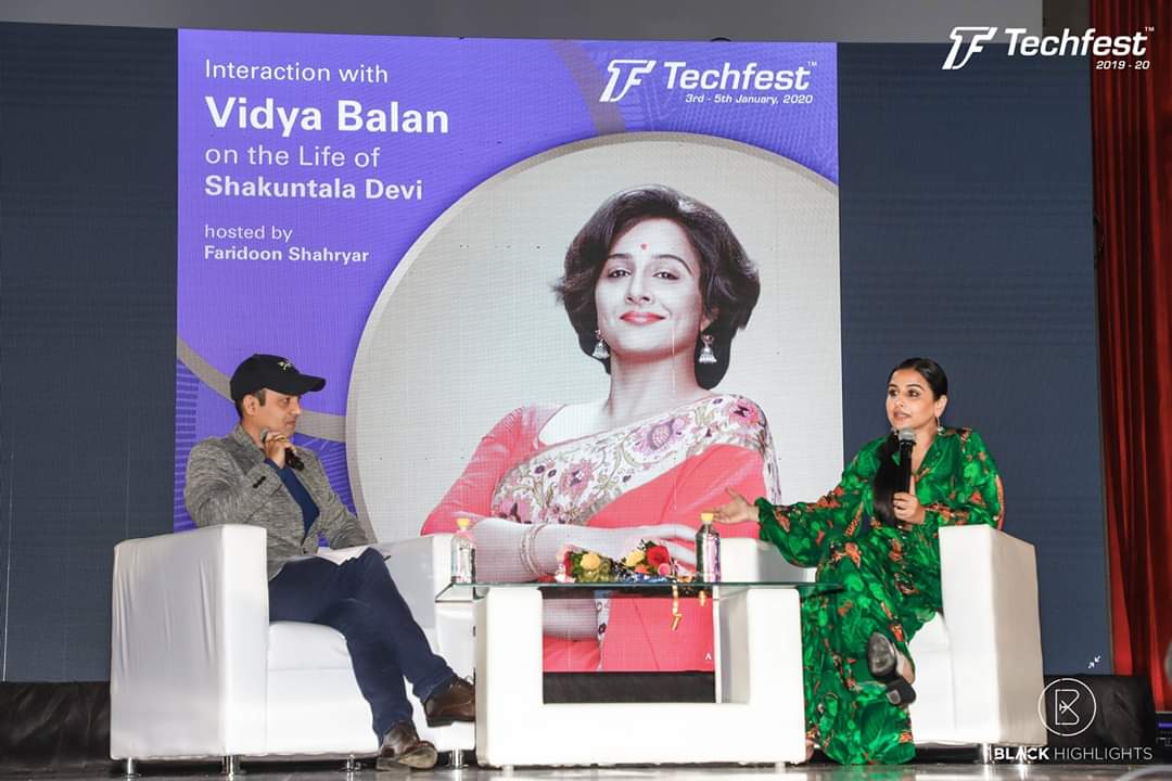 Techfest_IITB's tweet image. With lectures by eminent personalities, the International Robowars, a spectacular performance by the Skeleton Dance Crew, and the Mirror Laserman show, not to forget the International Full Throttle, Exhibitions, and Ozone, Day 1 was undoubtedly lit!

#techfest2020
#iitbombay