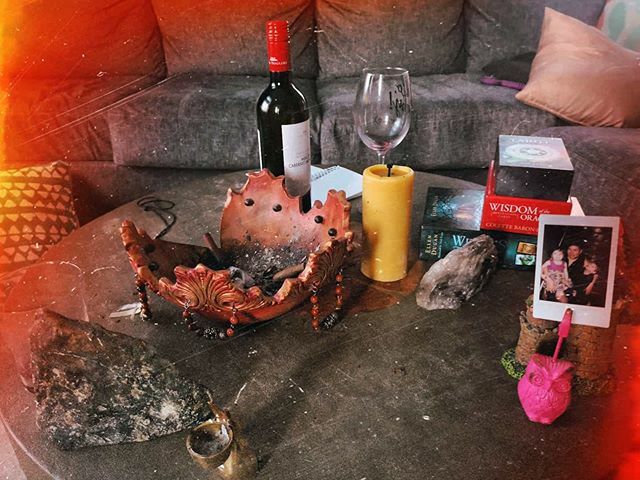 hellobabyptbo's tweet photo. The morning after scene of wine, tarot cards, fire spells, beeswax candles.  @telsi.flows and I chatted the night away in the company of most of our animals. It's so comforting to have people you can talk to who just get it. Especially under the full moo… https://t.co/yrpBSrziCw https://t.co/j6n4XPiN8a