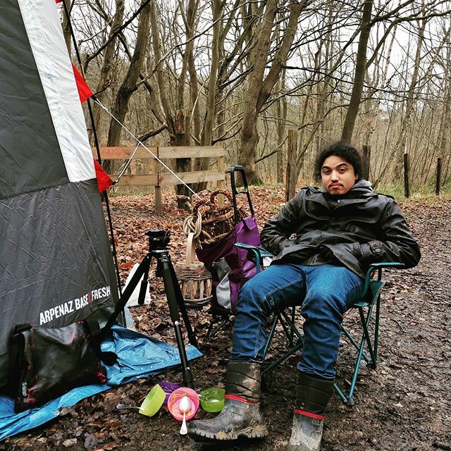 Petite pause sur le tournage de Kerith saison 2, sous la pluie... Ça respire la motiv'! #tournage #cinema #webserie #webseries #medieval #fantastic #pluie #foretdeperlecques #latempeteapproche ift.tt/2ODk5MW