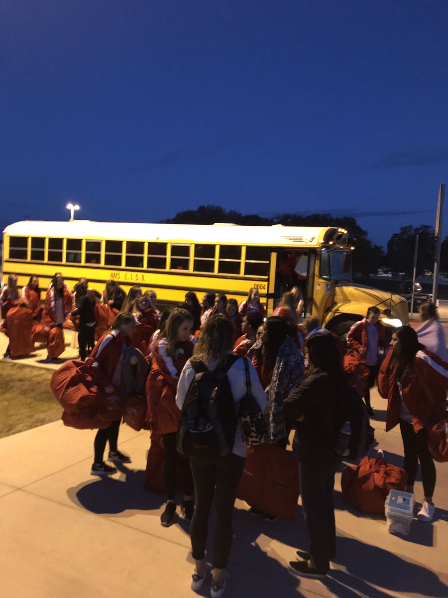 Ole_man_Winter's tweet photo. Early morning trip for #hayshighsteppers competition at Glenn HS #gofightkick Good Luck Ladies https://t.co/bL1ndvRqsS