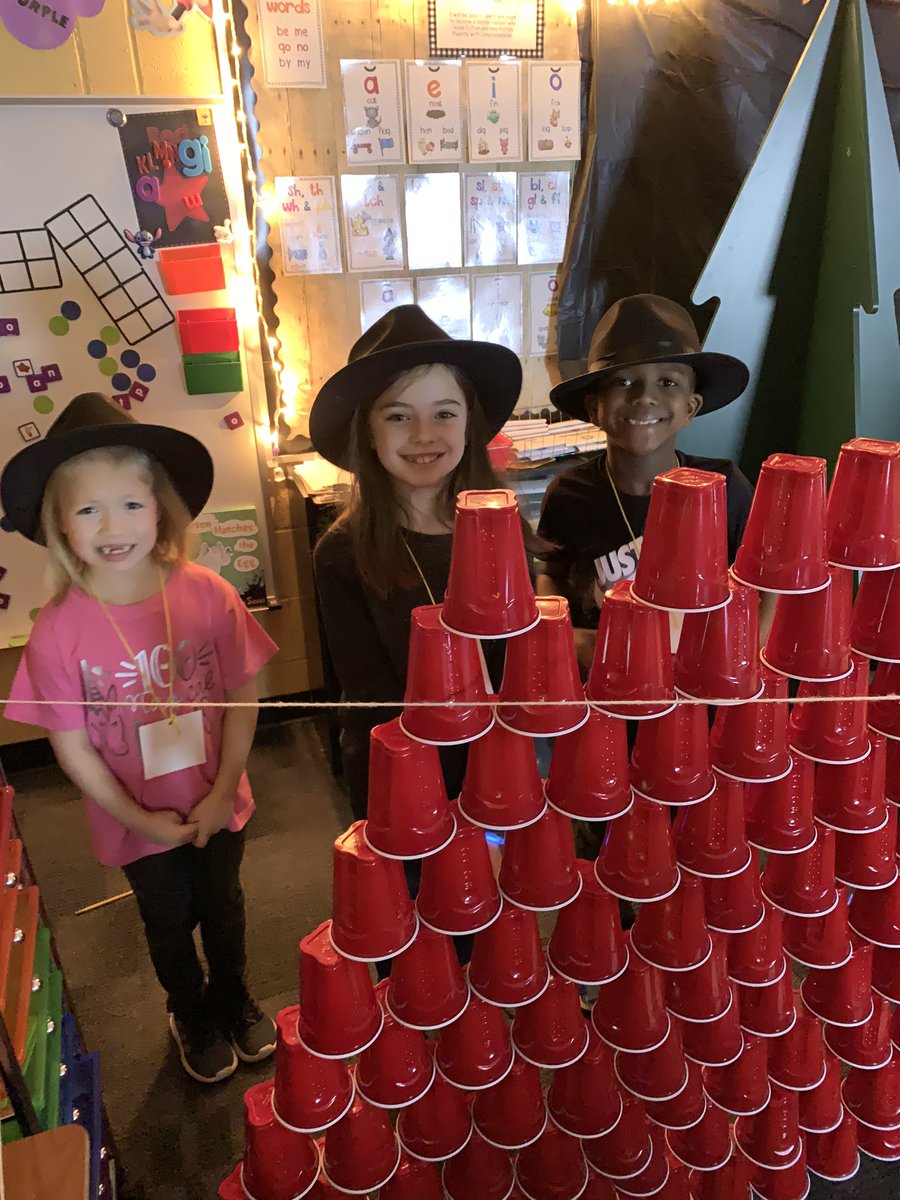 AmberTudor2's tweet photo. Devious number 99 did not want 100s day to happen so he kidnapped Zero the Hero! Our secret agents completed 8 missions and cracked the case! Happy 100 days of school! #piedmontfocus #firstgrade #piedmontes https://t.co/VrBv0eHkOw