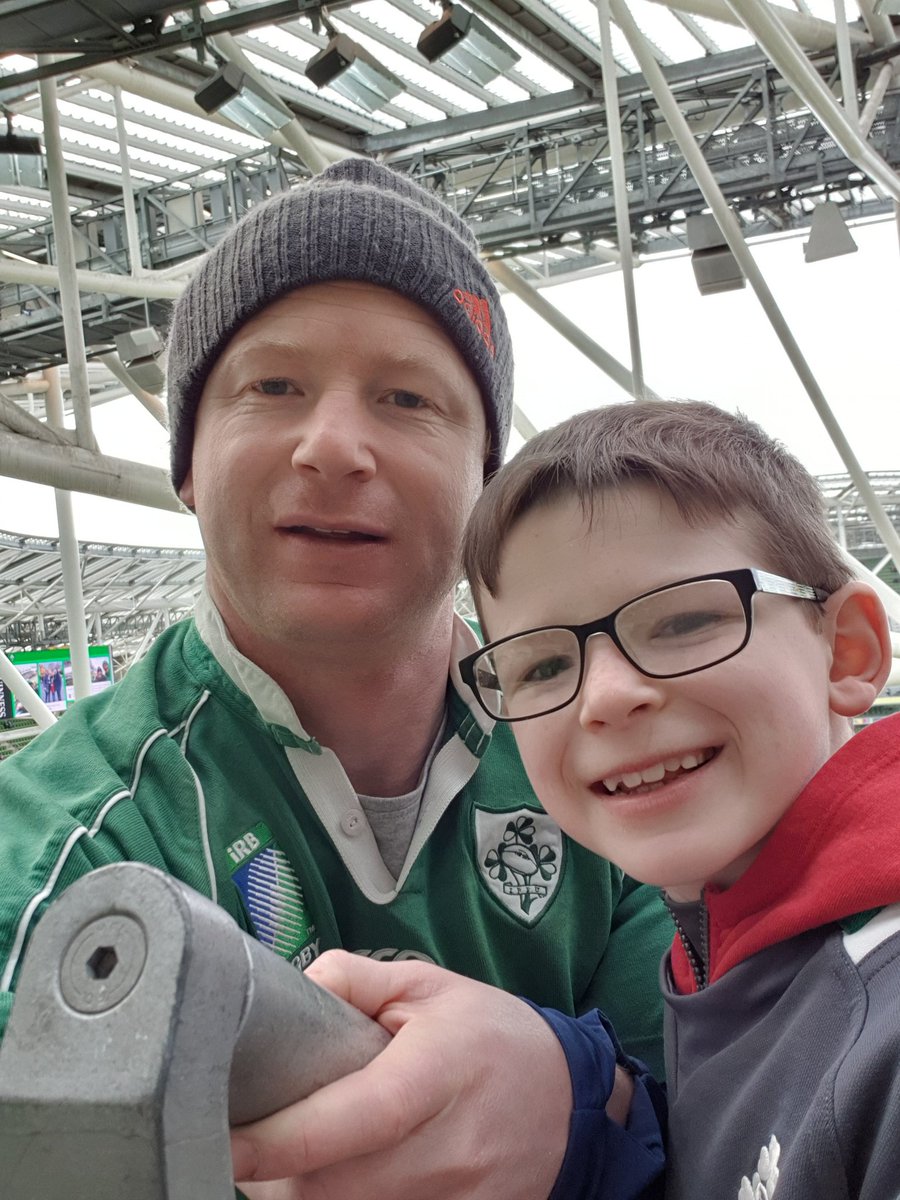 rj4040's tweet photo. @IrishRugby #faceinthecrowd https://t.co/Fj3FNdX7LW