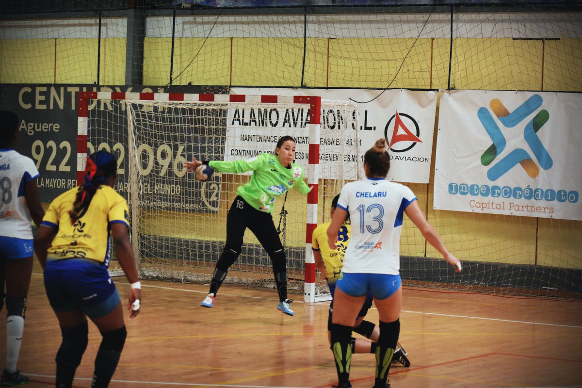 BalonmanoSalud's tweet photo. 🏁 FINAL!!!! Concluye el derbi canario con empate en La Salud🔥

¡Buen trabajo blanquiazules!💪🏻💪🏻

🤾🏼‍♀️🇮🇨  #SaludTenerife 25 🆚 25 @BMRemudas https://t.co/aqSZkApWMe