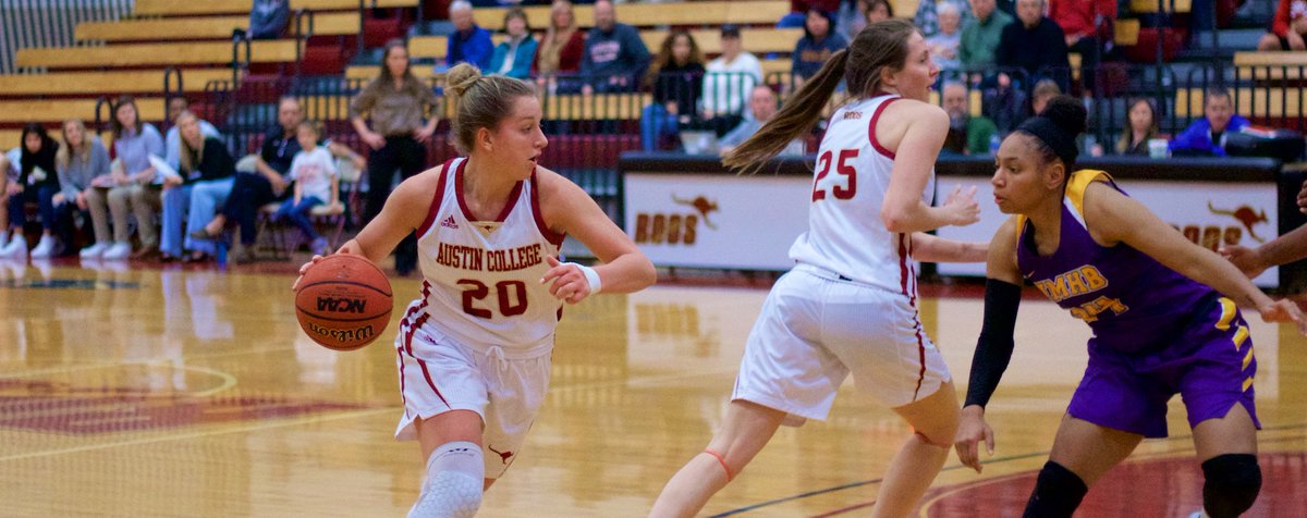 d3Playbook's tweet photo. What We're Watching 

W🏀
22 @ACsports vs 14 @TrinityUTigers 
@CatholicU_Cards vs 17 @RoyalAthletics 
@HCFords_Sports vs 19 @gburgbullets 
@msuredhawks vs @RowanAthletics 
@WC_Titans vs @SVC_Bearcats 
@MSMCKnights vs @GoValiants 

#d3Playbook #d3hoops https://t.co/qSGppCA0PJ