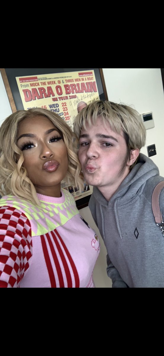 Liambradleypike's tweet photo. @stefflondon I miss you so much steff I’m so so proud of you can’t wait for all the new music and new tour really hope to see you again soon I love you so much Queen 2020 is your year #donforlife #Queen ❤️❤️❤️❤️ https://t.co/eivmSZ2NXs
