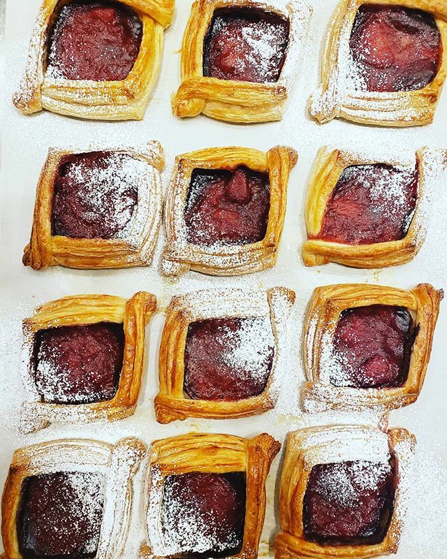 I know you're not supposed to have favorites, but dang it if these strawberry/chocolate danish aren't just showing off today. I totally raised their allowance. #allmychildren #thatwillgeteaten #awkwardconversation #thetalk