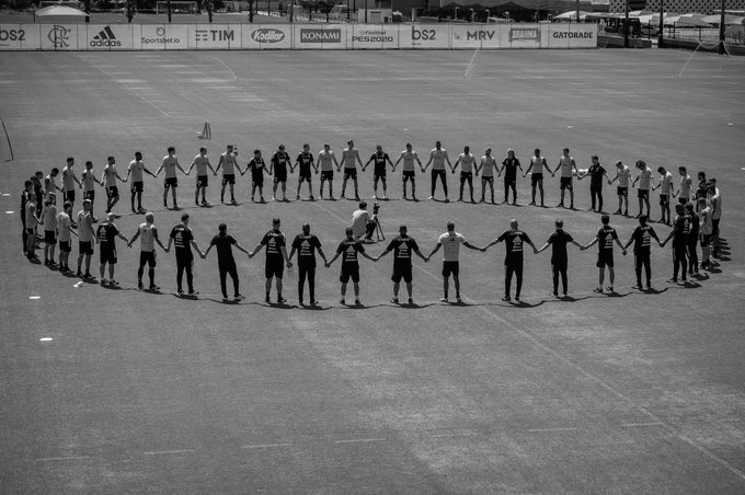 Ver imagem no Twitter