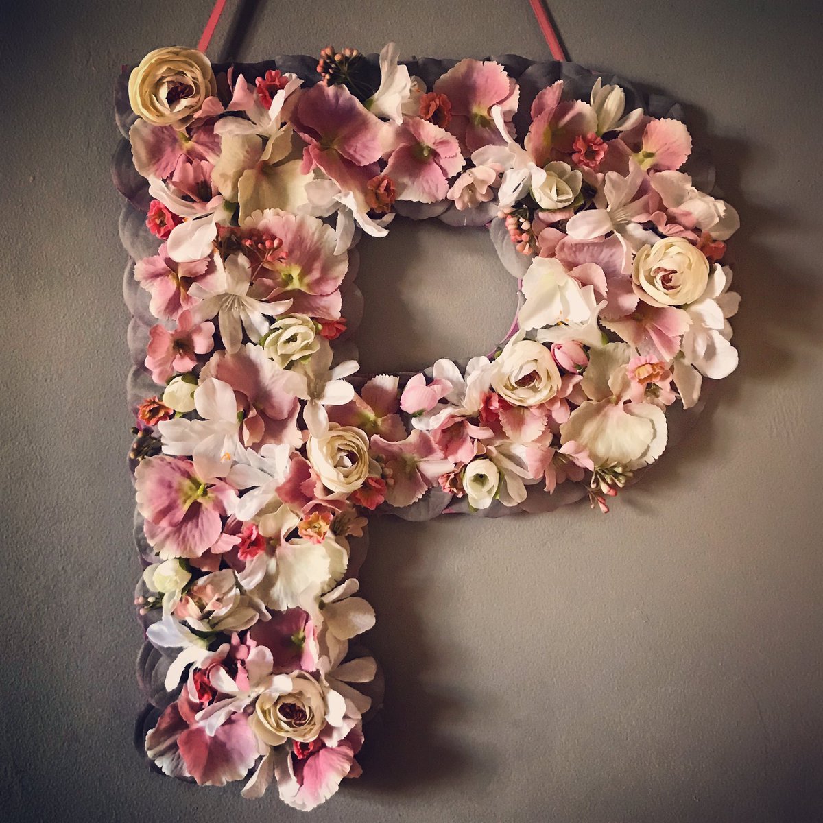TheUBLove's tweet photo. Change of direction #homedecor #homedecoration #homedecorideas #flowers #walldecor https://t.co/A43SxcdESm