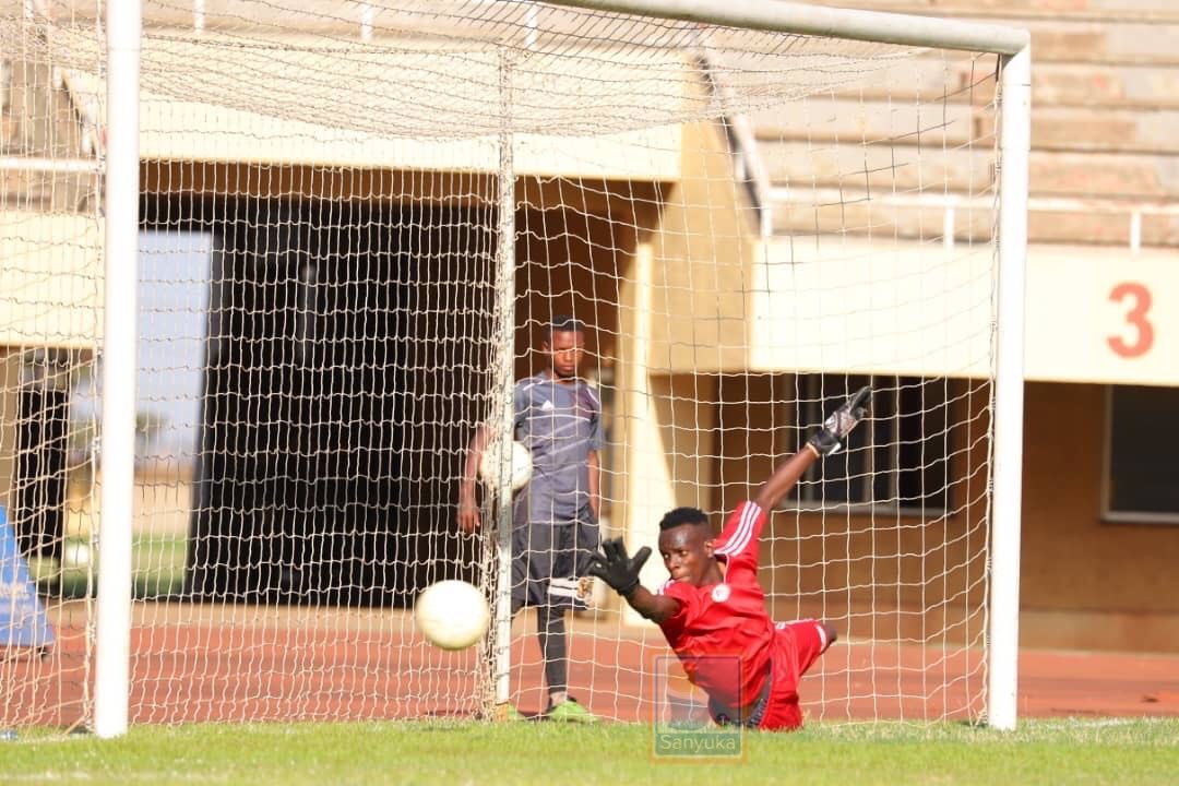 sanyukatv's tweet photo. #SCVPRO: End-to-end stuff at the moment with both sides looking for the goal that would change the match. Little under 10 minutes of normal time remaining at Mandela National Stadium.
80โ | @SCVillaJogoo 1-1 @ProlineFC
#SanyukaUpdates #StarTimesUPL #MTNUGFootball https://t.co/GSsPcYSNby