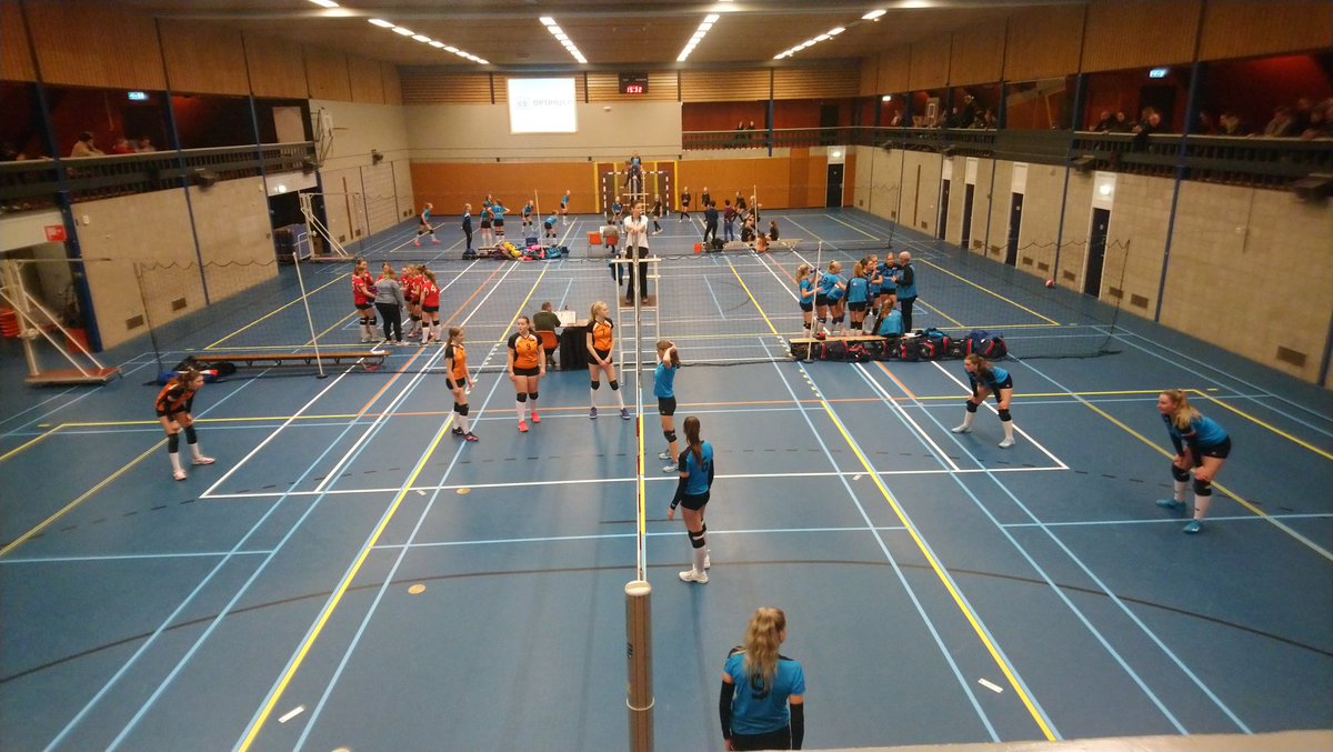 De 1ste ronde is begonnen! Kom gerust eens kijken in sporthal De Boerhoorn!
🎶🎶🎶 Lets go Rolde, lets go Roldeeeee! 🎶🎶🎶 💪
