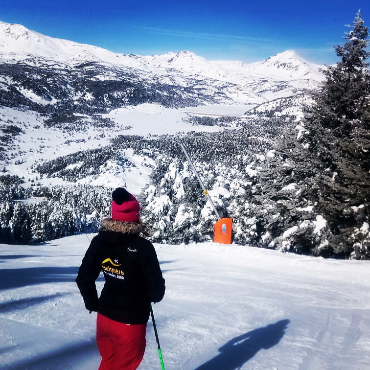 Nous souhaitons la bienvenue à tous nos vacanciers!
Domaine skiable est ouvert tous les jours
💚14 pistes vertes
💙10 pistes bleues
❤️8 pistes rouges 
🖤6 pistes noires
15 Boucles de Ski de fond sur nos deux secteurs Les estagnols, La Calme