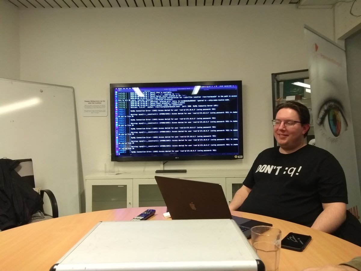 Yves Hoppe does a session about Docker at JoomlaCamp 2020 #Joomla #jc20de #docker <a href="/yveshoppe/">Yves Hoppe</a>