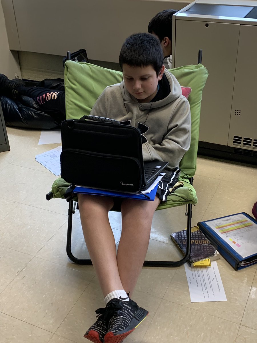 RodasReadingRox's tweet photo. Getting comfy while writing is key!  Taking their writing from outline to draft!  Excited to see their final piece in a few days!  Proud teacher always! #writingRox  @EisenhowerMS @MrGallagherEMS https://t.co/slaSwUDWSx