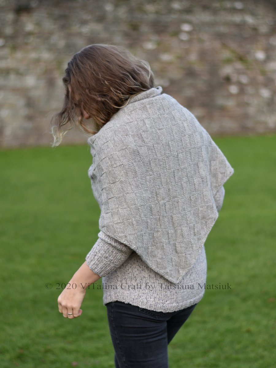 ViTalinaCraft's tweet photo. New #testknit opportunity :) Please follow the link for more info: https://t.co/XTCwxmxzvY  #shawl #knitting #knitter https://t.co/5piyvoBlVS