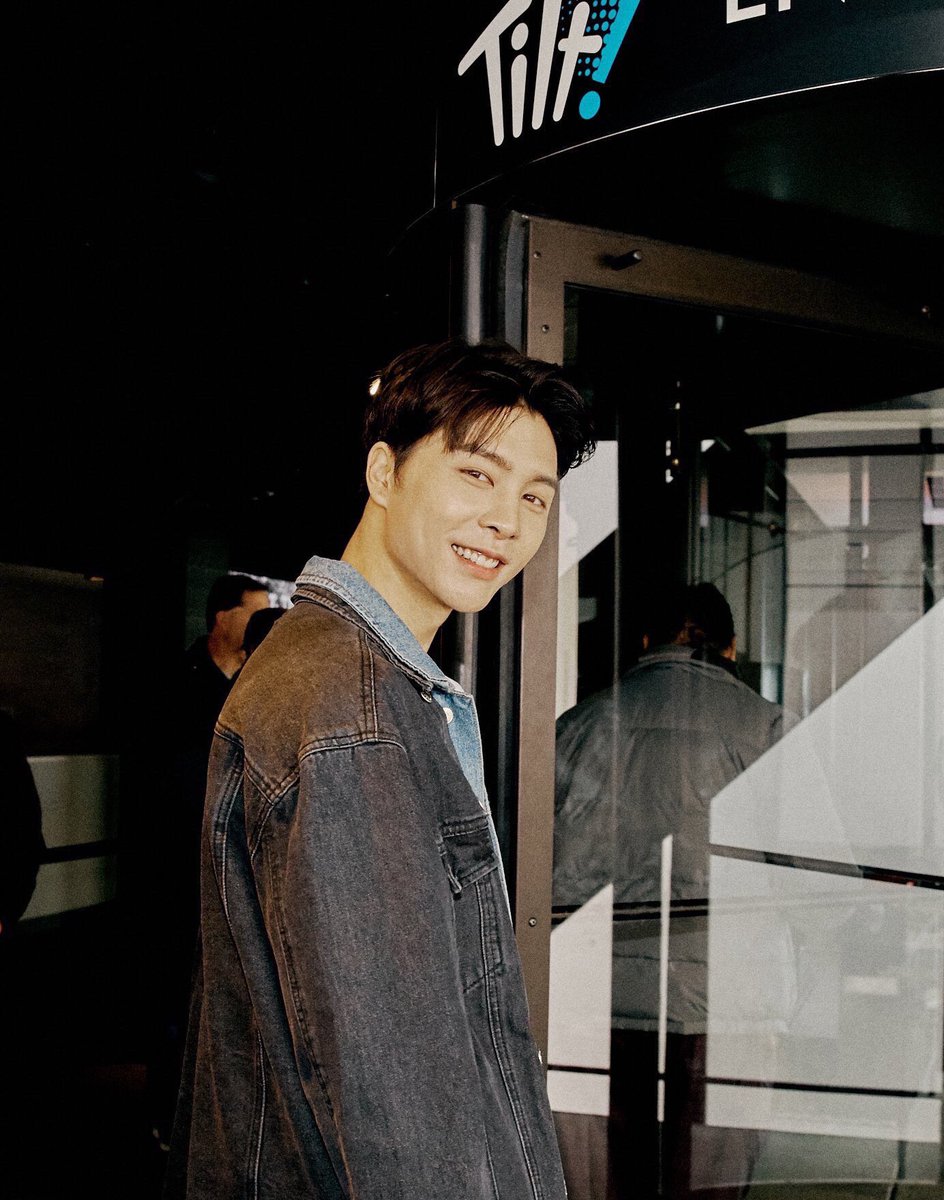 JOHNNY DAY! ✨🐻 tweet media