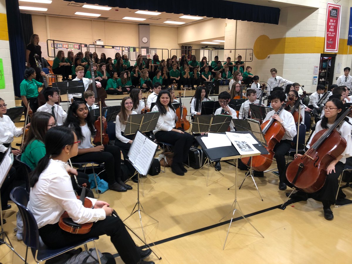 Mrs. Xydas tweet media