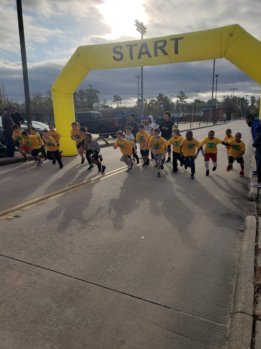 BearkatBash's tweet photo. Bearkat Bash Fun Run has been a blast! https://t.co/VBak8DxJ9R
