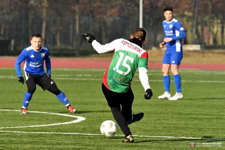 PiastZ's tweet photo. Sparing nr.6
Porażką zakończył się dla naszego zespołu szósty mecz kontrolny. Była to druga porażka z Miedzią w tym okresie przygotowawczym.
Oby 7 marca to Piast był górą 💪 

⚽ Miedź II Legnica 🆚 Piast Żmigród 1:0 https://t.co/M0lfCcQ386