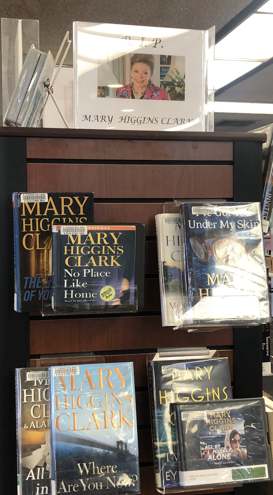 Memorial book display for Mary Higgins Clark who passed away in 2020