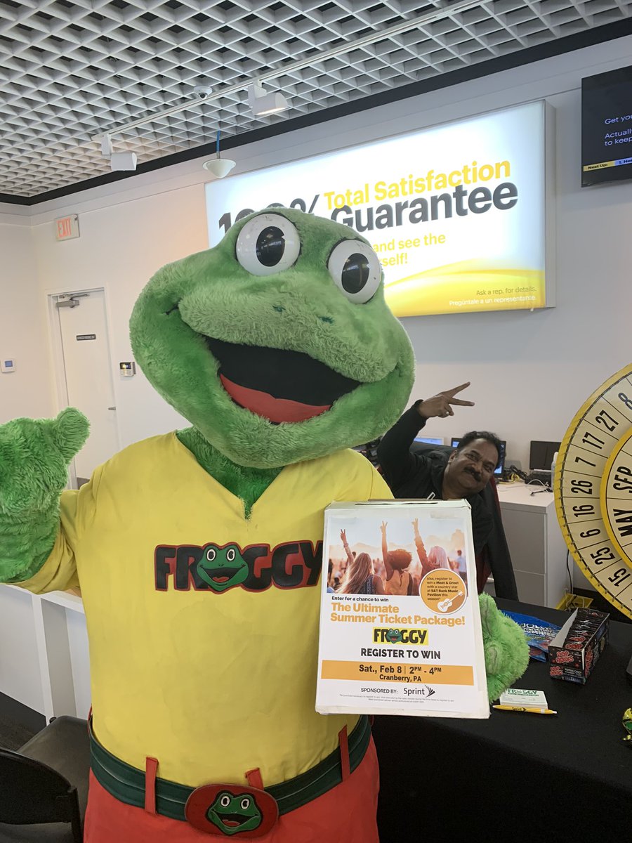 radiofroggy's tweet photo. Live from #Sprint in Cranberry Twp until 4pm with tickets to NINE COUNTRY CONCERTS you can win!! Plus backstage passes #SprintBackstage https://t.co/0IW92snGys