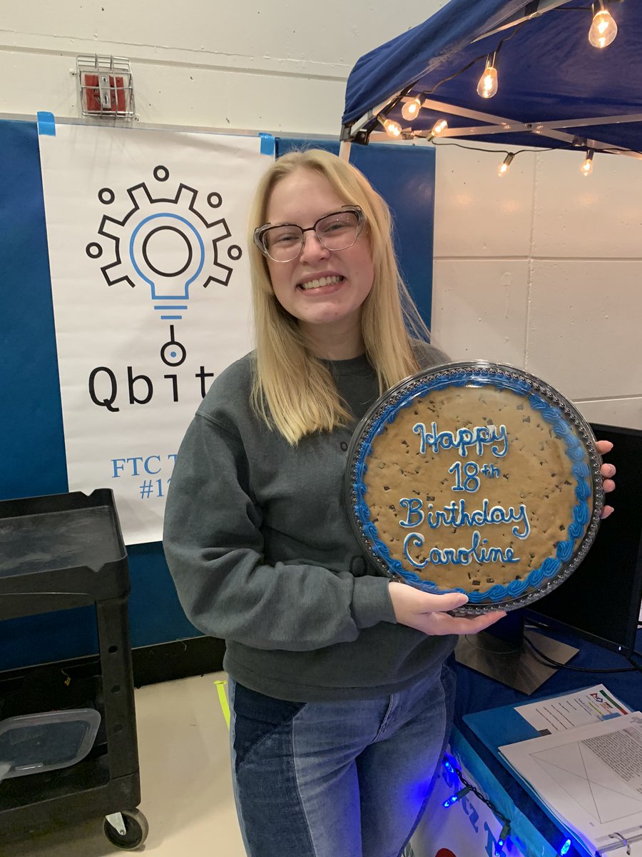 Qbitz_ftc's tweet image. Happy birthday to Caroline! And also happy birthday to Vicki and Peter! @HighTechKids1 #mnftc