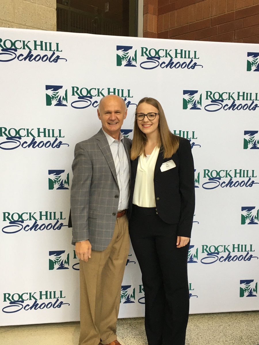 Welcome to team Rock Hill! We are so excited to offer early contracts to these amazing new teachers! Looking forward to the difference they will make ⁦<a href="/RockHillSchools/">Rock Hill Schools</a>⁩ #Vision2020 #OneTeamOneMissionOneRockHill