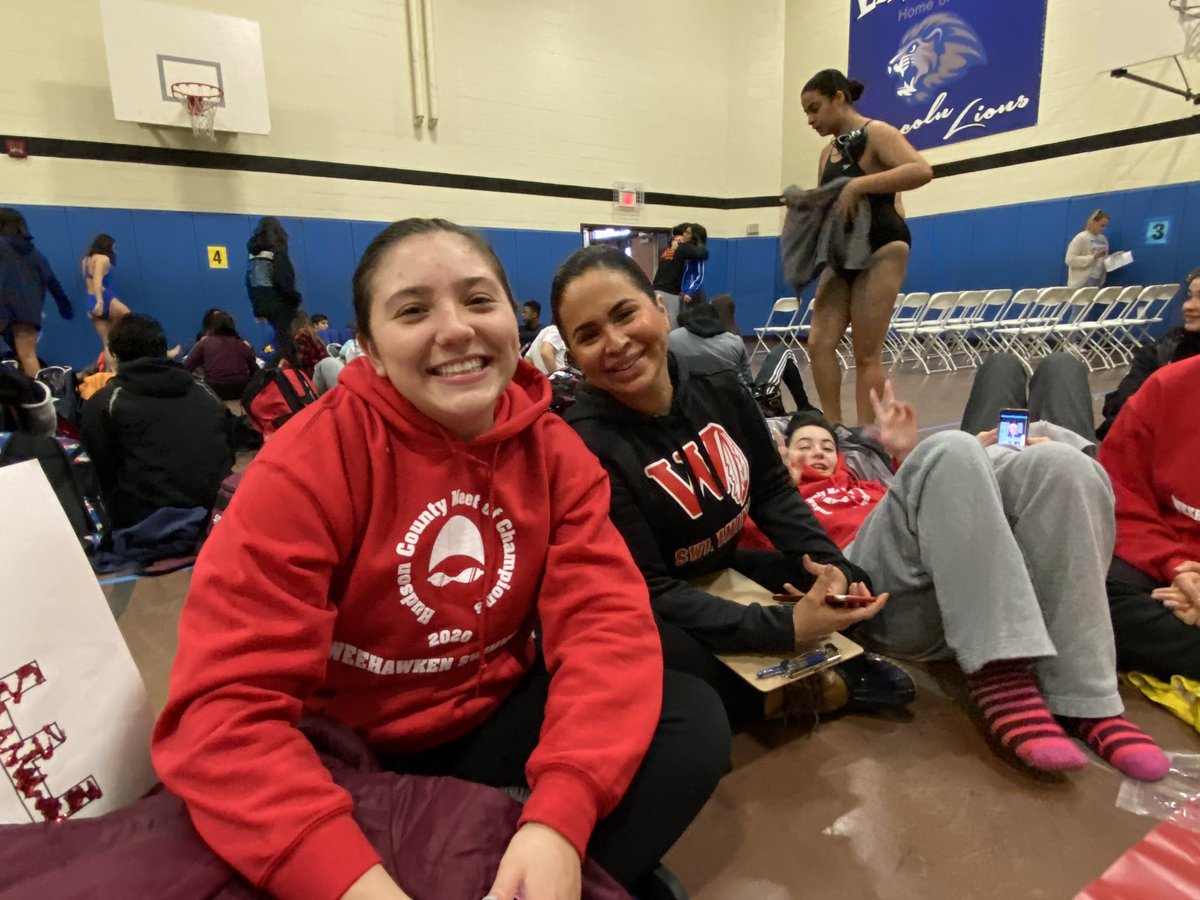 WeehawkenSwim's tweet photo. @WeehawkenSwim representing at the Hudson County Meet of Champions #weeswim #weecompete https://t.co/ZWL64G09Mo