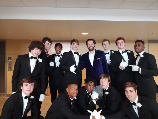 CAPSfootball's tweet photo. Football program well represented on Queen of Hearts Court πβ€οΈπ#theycleanupnice #Team91 https://t.co/civENHItHX