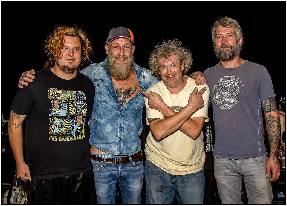TheBleedinNoses's tweet photo. Love this photo of our Spook and Darren with @elmo_kirkwood and Cris Kirkwood of @themeatpuppets backstage when we supported them as part of their UK tour in 2015. Great times!
@bleedinnoses photo by @powis 
#meatpuppets #bleedinnoses #musictour #musicianlife #livemusic https://t.co/owRn5bpB6C