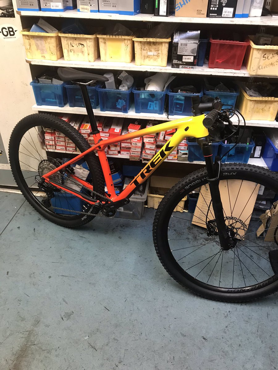 bikeshopboys's tweet image. Race weapon from @TrekBikes #newbikeday #mytrek #procaliber #workshop #bikeprep