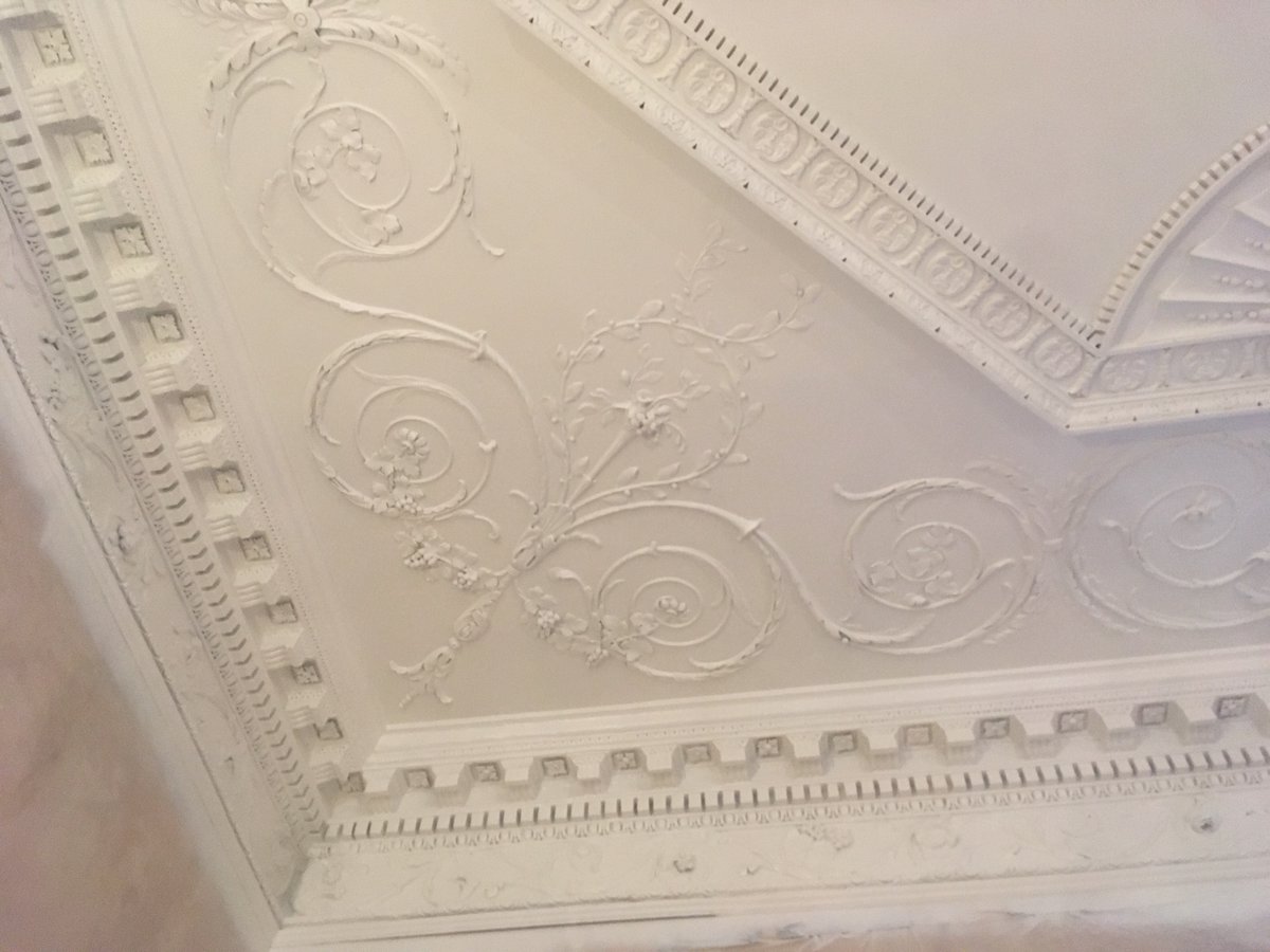 All painted a job we recently completed restoration off a grade 2 listed building 
#decoraters #southyorksbiz #sheffieldissuper