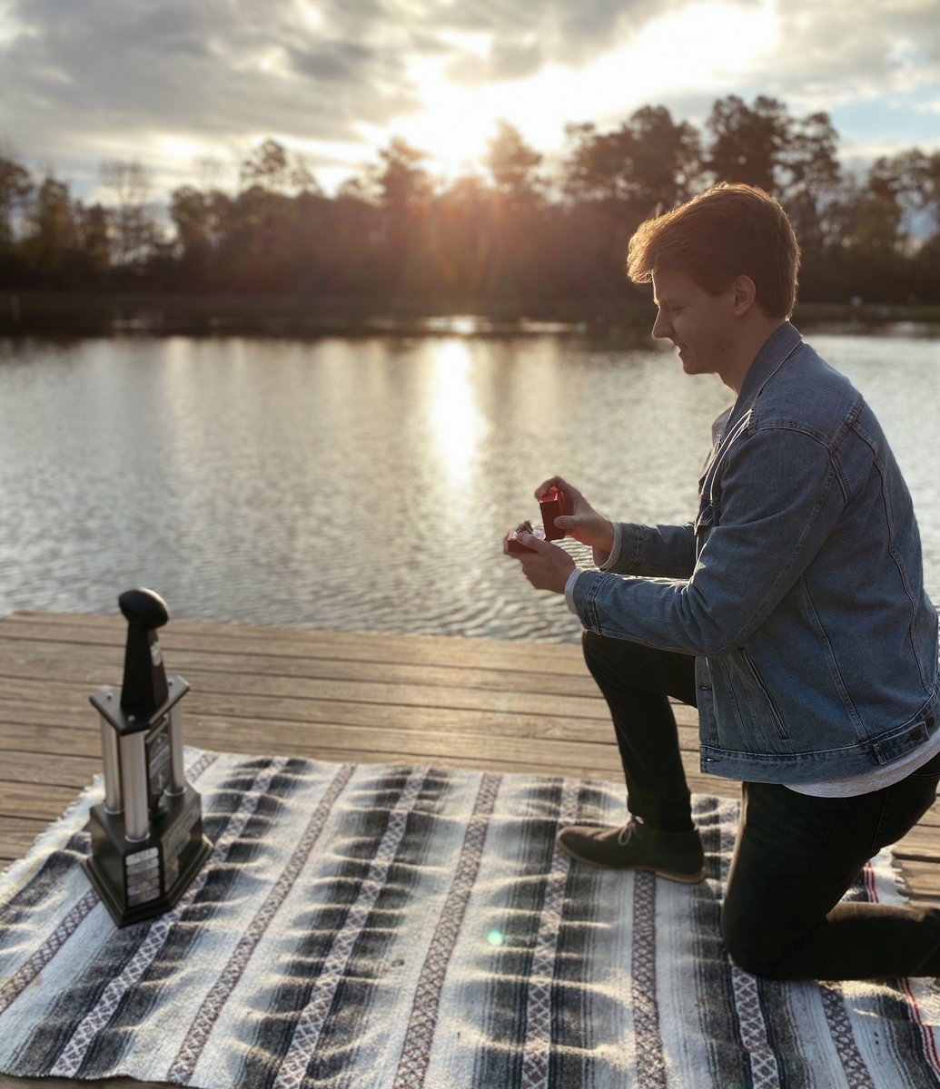 Daniel Hixon tweet media