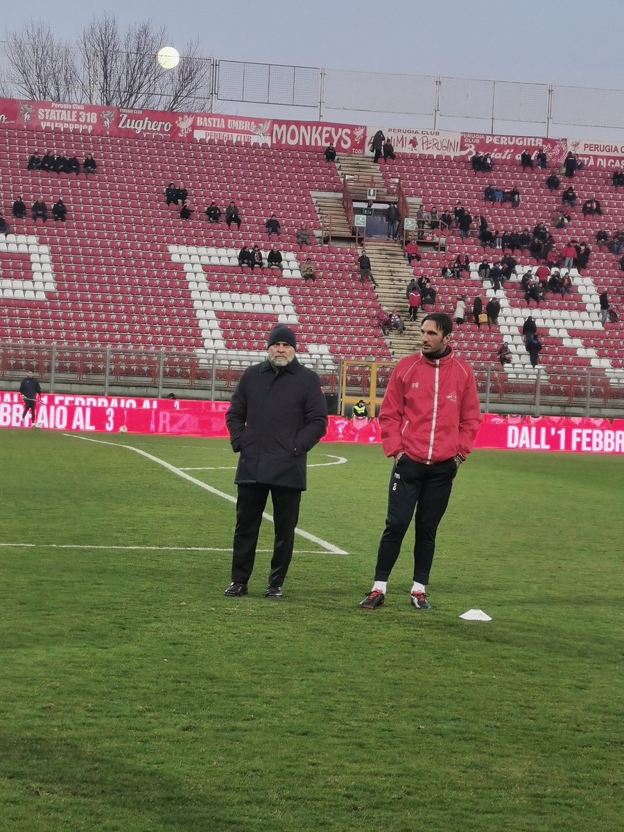 ACPerugiaCalcio's tweet photo. 💪💪💪
#PerSpe
#forzagrifo https://t.co/U2a4zNIwCx