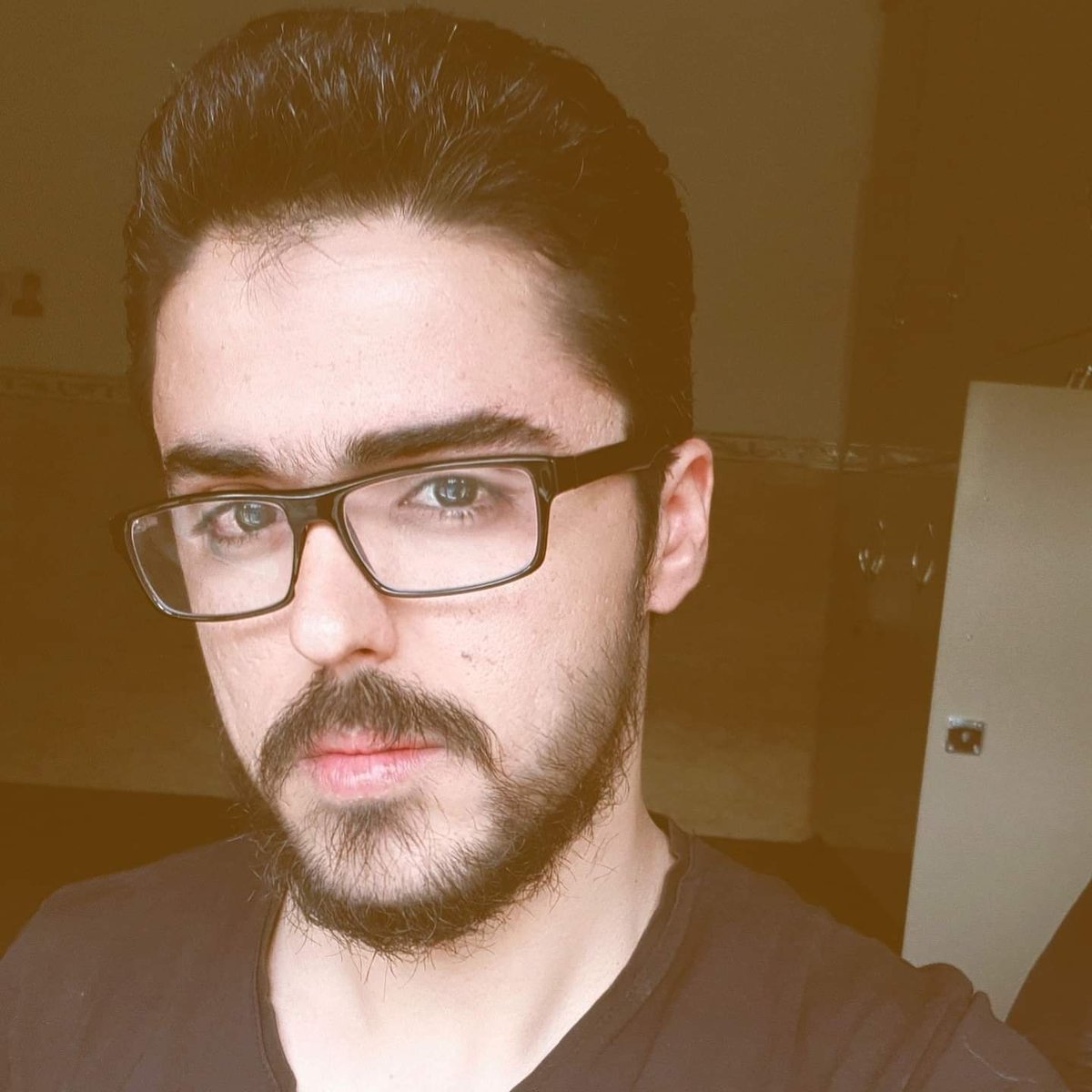 iEntite's tweet image. #NewProfilePic