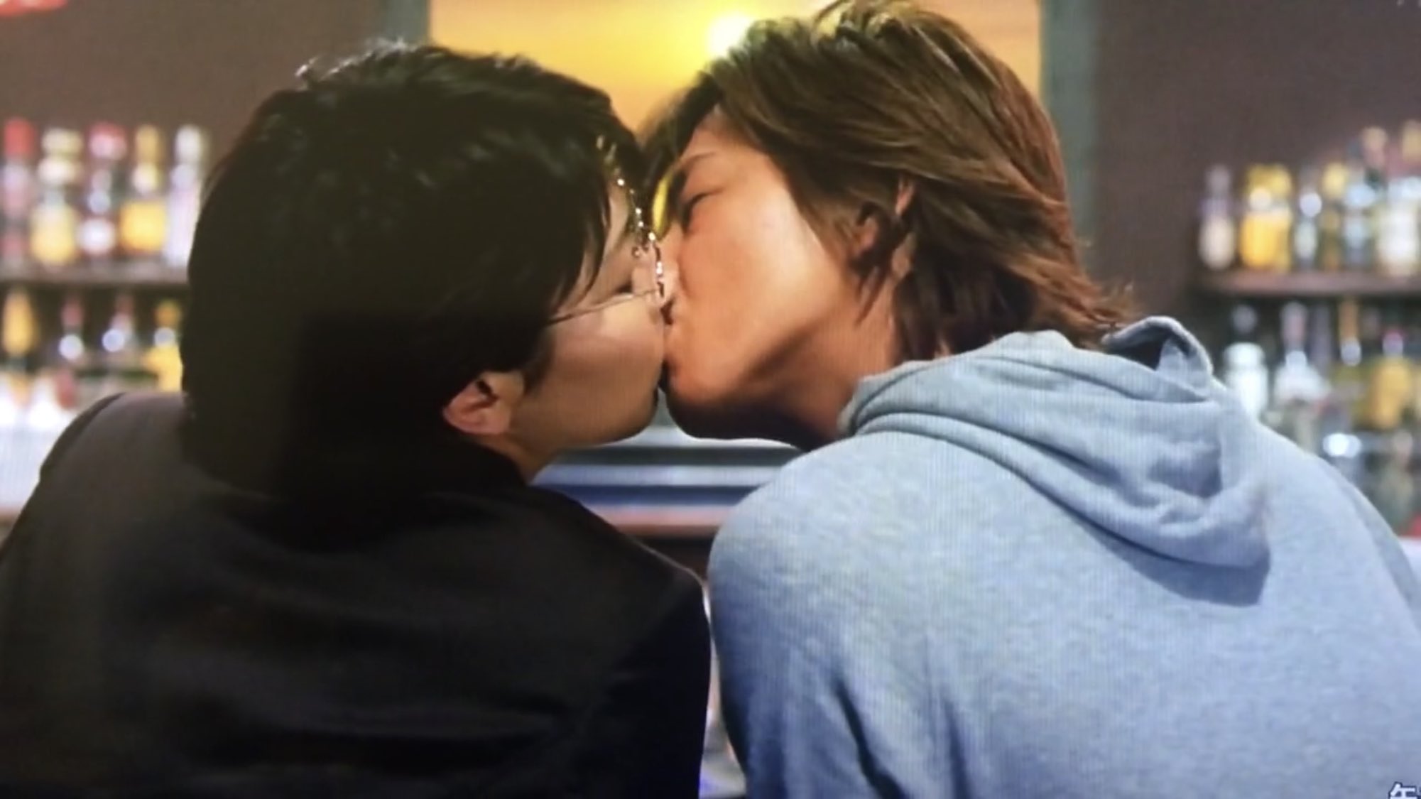 Dr Japanese Studies 日本学 Goal Writing Book 研究会の懇親会で 偶然 チョングッジャン 納豆鍋 の話題になって思い出した Hero劇場版 07 のエンディングでは例のバーでキムタク 松たか子がキスをする 日本では 2人がやっと だったけど Dr Japanese Studies 日本学 Goal Writing Book 研究会の懇親会で 偶然 チョングッジャン 納豆鍋 の話題になって思い出した Hero劇場版 07 のエンディングでは例のバーでキムタク 松たか子がキスをする 日本では 2人がやっと だったけど