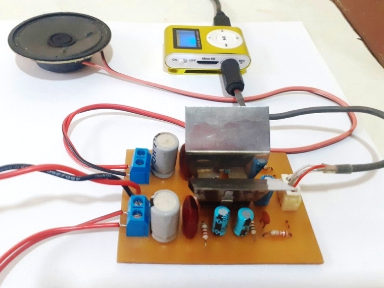 AudioLeoInd's tweet photo. Diy project of a stereo audio amplifier stage with IC KA2206B, which provides 2.3 watts per channel over 8 ohms speakers. Request PCB manufacturing service for this circuit at: https://t.co/oOjrAAzZnh

#audioamplifier #electroniccircuits #diyprojects #pcbway https://t.co/JNsLjidWtT