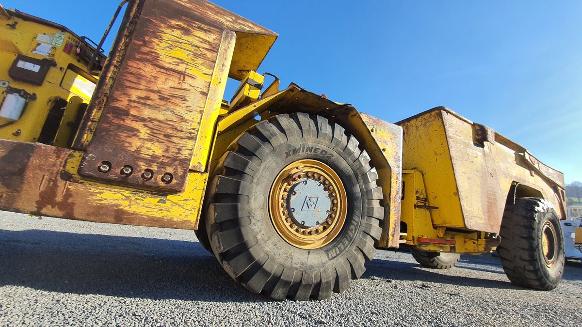 MiningMinera's tweet photo. We offer today #Atlascopco #miningequipment Dumper MT2010 in#yellow ready to work in your #tunnel  https://t.co/qaMNg5miw1 #forsale #mining #mineria #miningserbia #africamining #canadamining #lhd #tamrock https://t.co/UHSCbIOVaM