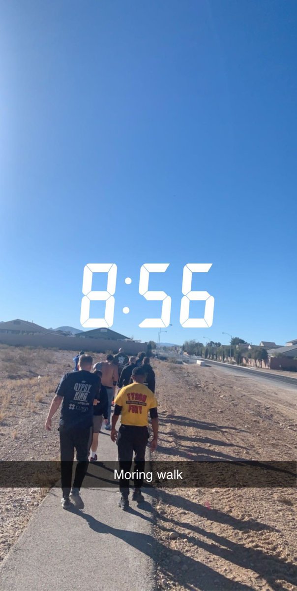 isaaclowe6's tweet photo. Nice Saturday moring walk with the team #2weektogo #andstilk #andthenew https://t.co/nSWWAzry42
