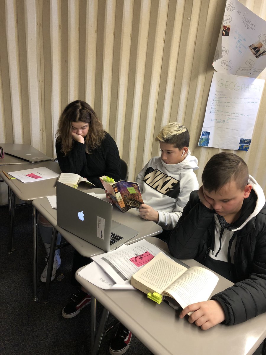 Our ELA Lit Circle projects are almost complete! Lots of great collaboration happening here! Great job Jayhawks! 💙💛 @JSPrincipalD93 <a href="/CCSD93/">CCSD93</a>