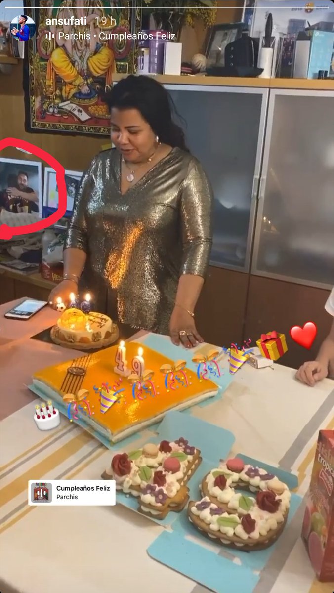 Barca Worldwide On Twitter Ansu Fati Has Got The Pic Where Messi Hugged Him For The First Time Framed And Keeps It In His House His Captain Is Also His Idol