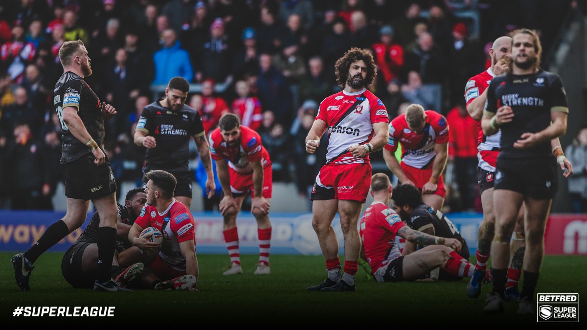 SuperLeague's tweet photo. The different emotions at the full-time whistle...
#SuperLeague #SLSalTor https://t.co/D9WCVV5d9R