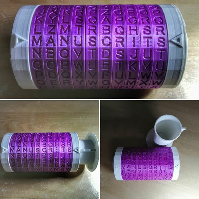 PapyPool's tweet image. Salut les jeunes !⠀
⠀
Voilà ma dernière impression en date : un Cryptex sur 10 lettres... Je voulais calculer le nombre de possibilité pour trouver le code 😅.⠀
Il est fonctionnel et le code est changeable. Une belle petite pièce 😊⠀
Vous savez ce … ift.tt/2OD7qJK