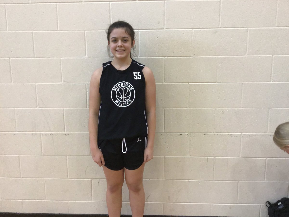LbiFreeman's tweet photo. @LBInsider @MImystics @M_B_A_Bball @exposurebball Sofia Bussell wins the game with 2 clutch free throws in overtime after MBA hits a 3 at the buzzer to send the game to overtime https://t.co/buZjrwQe8G