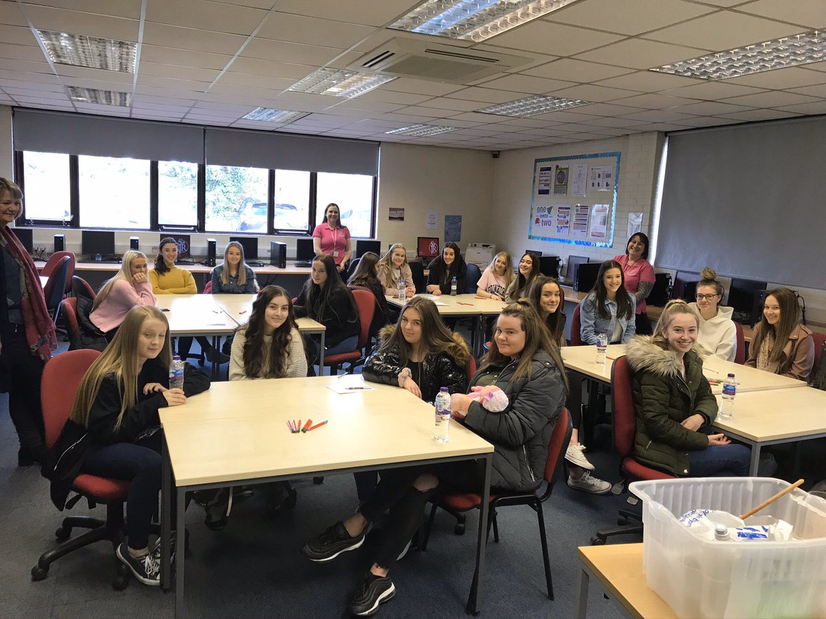 HascSjr's tweet photo. What a fantastic Taster Day! Such amazing young people! Thank you for engaging with us 👏👏 https://t.co/XRQ0zU3qTx