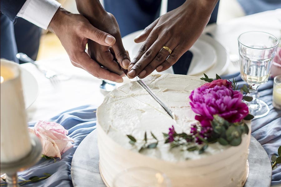 Are you planning to propose on Valentines Day? Look no further than the Rendezvous for your intimate 1950's or 60's themed wedding.
ow.ly/HZNX50y9By4
Book the entire B&amp;B and have the whole space for you and a few friends and family.