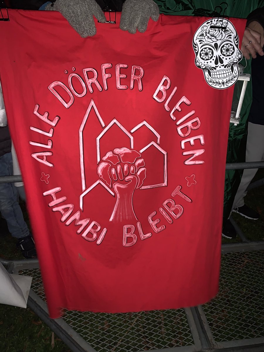DanniPilger's tweet photo. Videos ab Montag hier https://t.co/2ScKCx63Om #alledörferbleiben #fridaysforfuture #Aachen #manheim #morschenisch #keyenberg #kohlejünger #Kohleausstieg #Klimakrise #hambibleibt #kuckum #berverath #eurogress #arminlasset #arminlaschet #NieMehrCDU #nrwe #arminszeugnis https://t.co/Rv7A1fWEH3