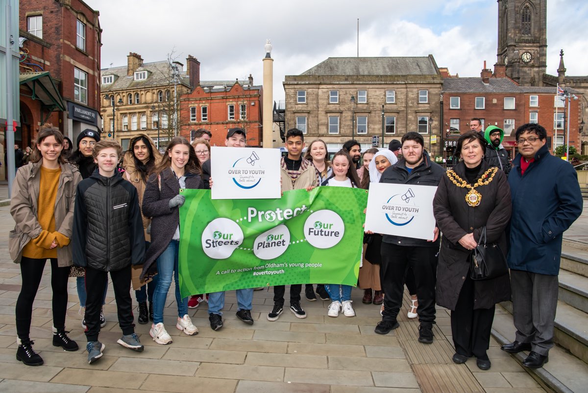 This is now no longer an option but an obligation, we will tackle #climatechange !🌍

Today was the start of our  #OverToYouth Summit right here in #Oldham! 
What a fantastic day, raising awareness of how YOU can help in this #ClimateCrisis ! 

I will keep you updated this week!