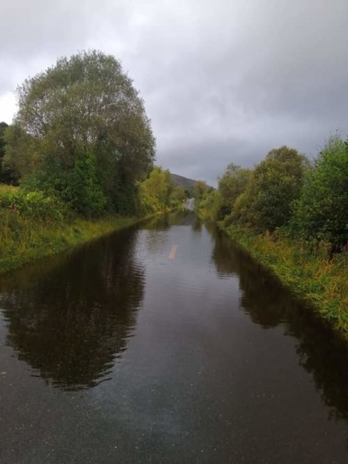 Flooded/storm affected roads across the North West
oceanfm.ie/2020/02/08/flo…
