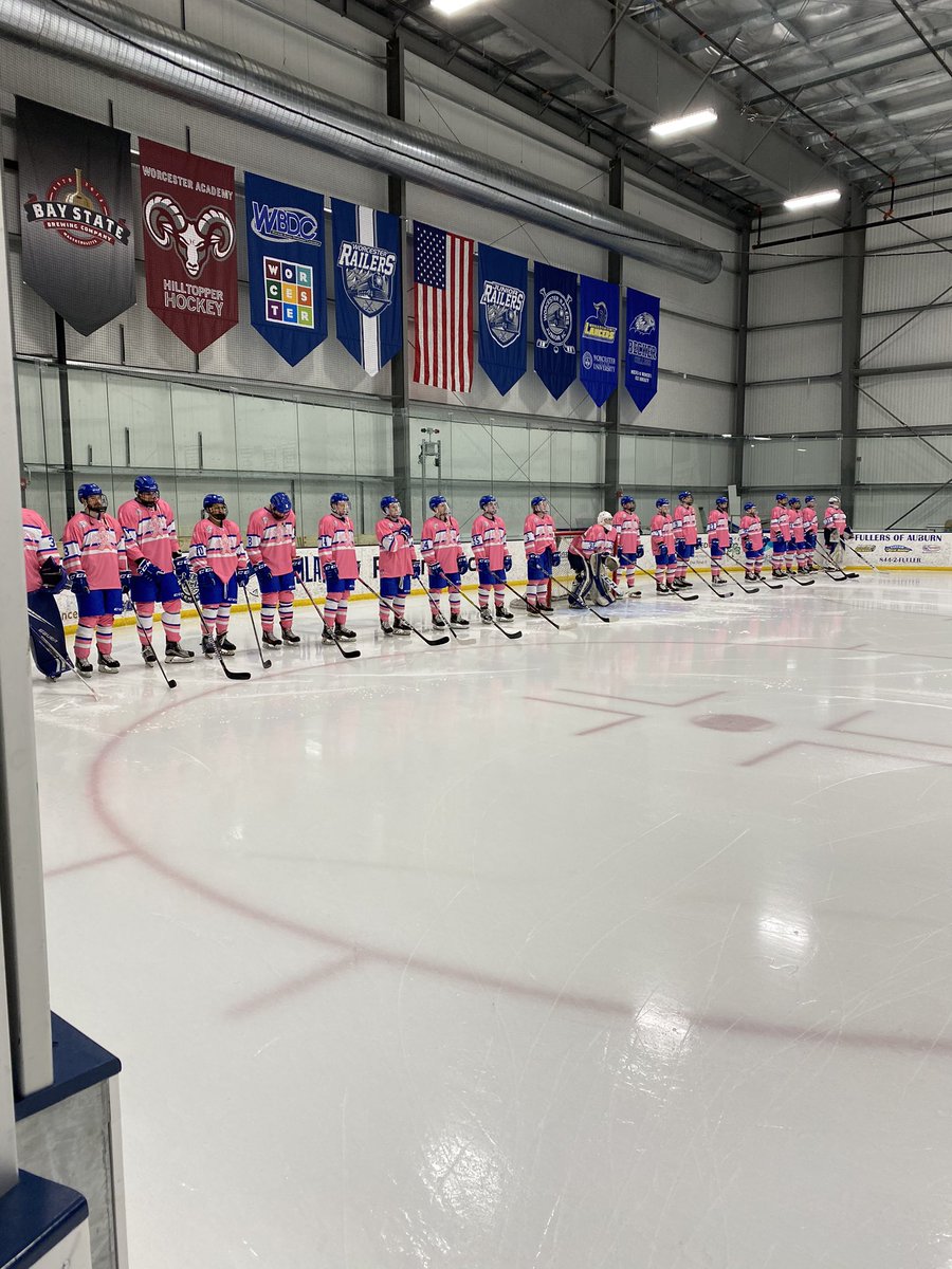 Becker Men’s Ice Hockey is ready for their Hockey Fights Cancer game vs Wentworth