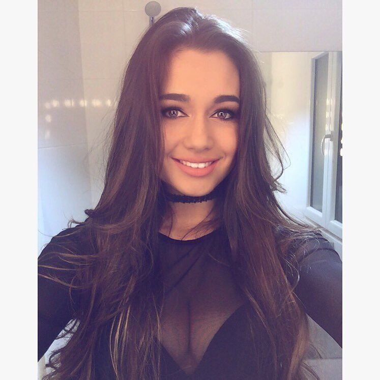 Lasbatch's tweet image. Sweet nights to you my cats, kisses)